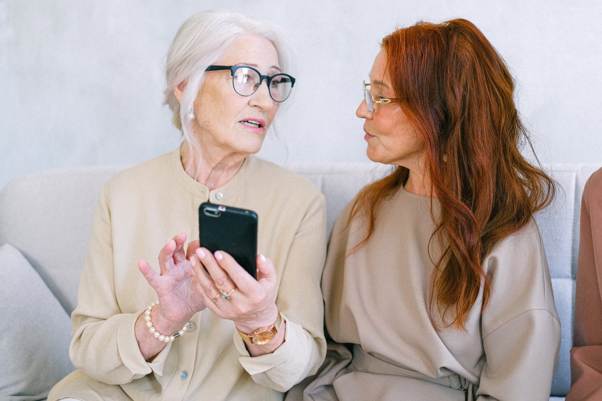 Pojawią się w aptekach i na klatkach schodowych. Wszystko dla dobra seniorów