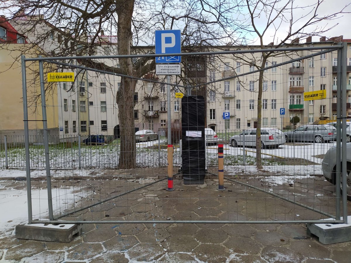 Elbląg: miasto zmniejsza ilość miejsc parkingowych dla niepełnosprawnych