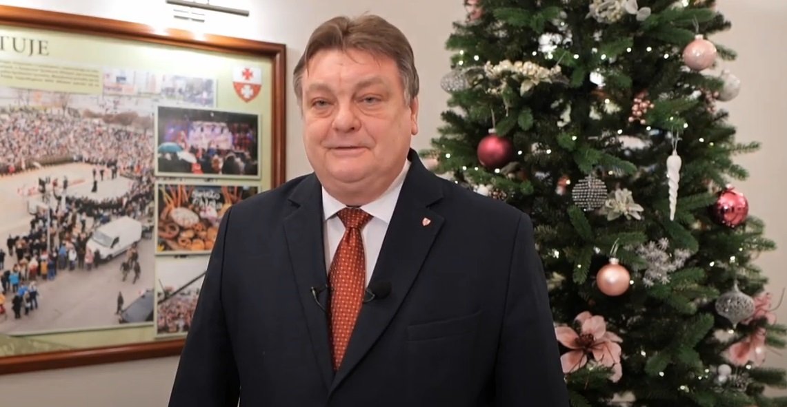 10 restauratorów i 1000 paczek dla potrzebujących elblążan [VIDEO]