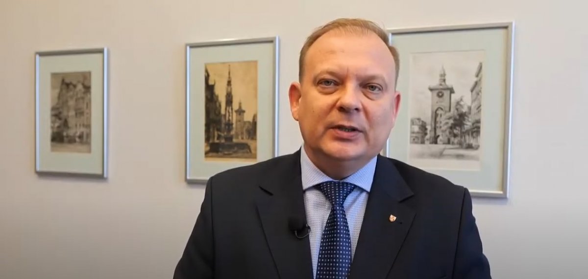 Około 50 osób zamkniętych w elbląskim domu dziecka [VIDEO]