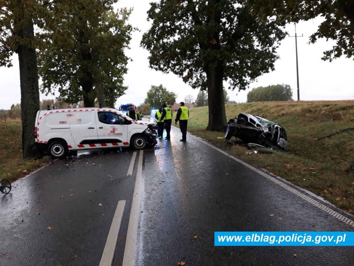 Tragedia na drodze. Zginął 20-letni kierowca bmw
