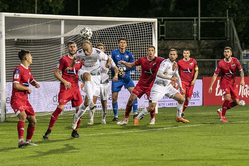 Wyszarpany remis w ostatniej akcji meczu [ZDJĘCIA]