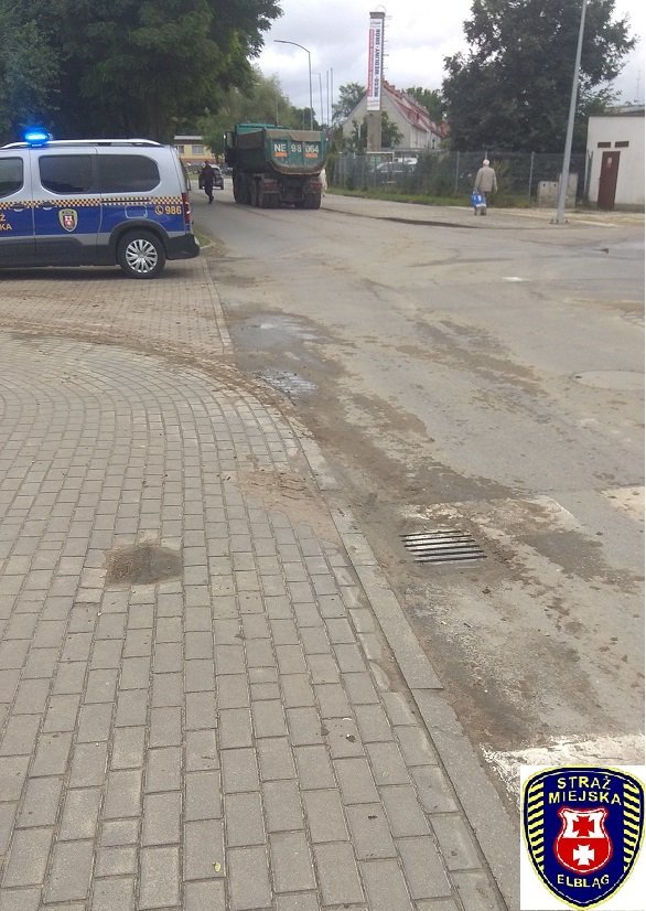 Budują, ale po sobie nie sprzątają
