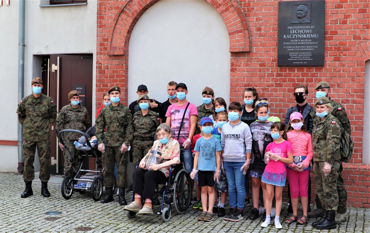 Dbają o to, by najmłodsi znali historię swojego kraju [ZDJĘCIA]