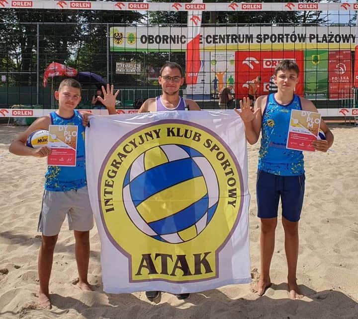 Młodzicy IKS Atak z historycznym wynikiem na plaży