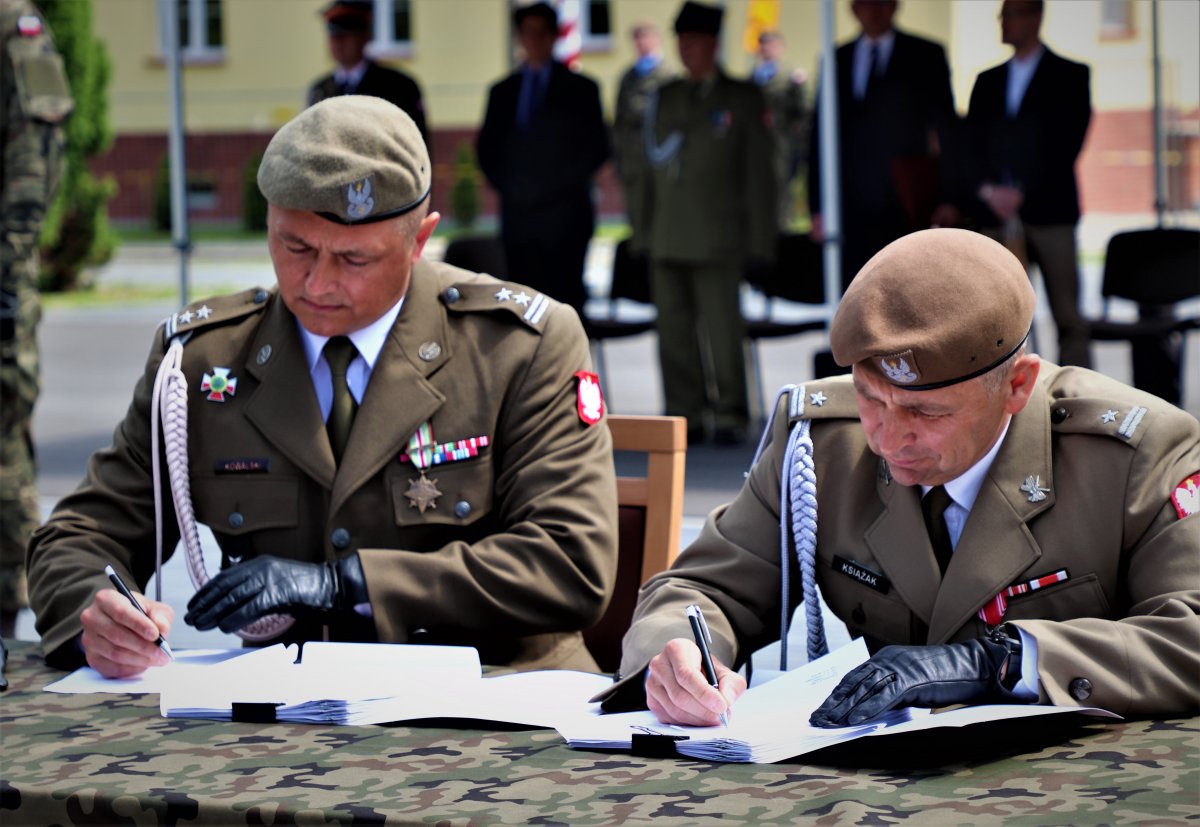 Przekazanie obowiązków dowódcy 43 Batalionu Lekkiej Piechoty