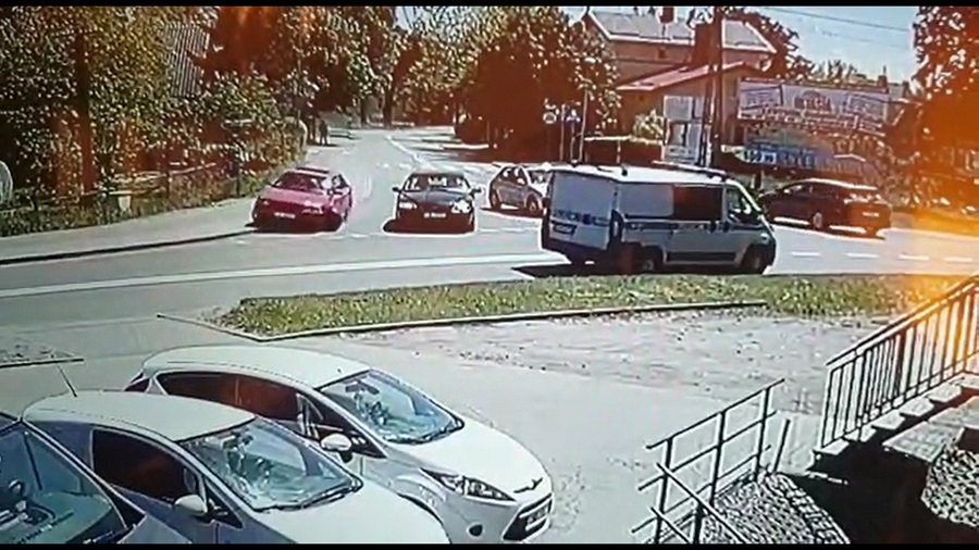 Przejechał przez skrzyżowanie – był nietrzeźwy