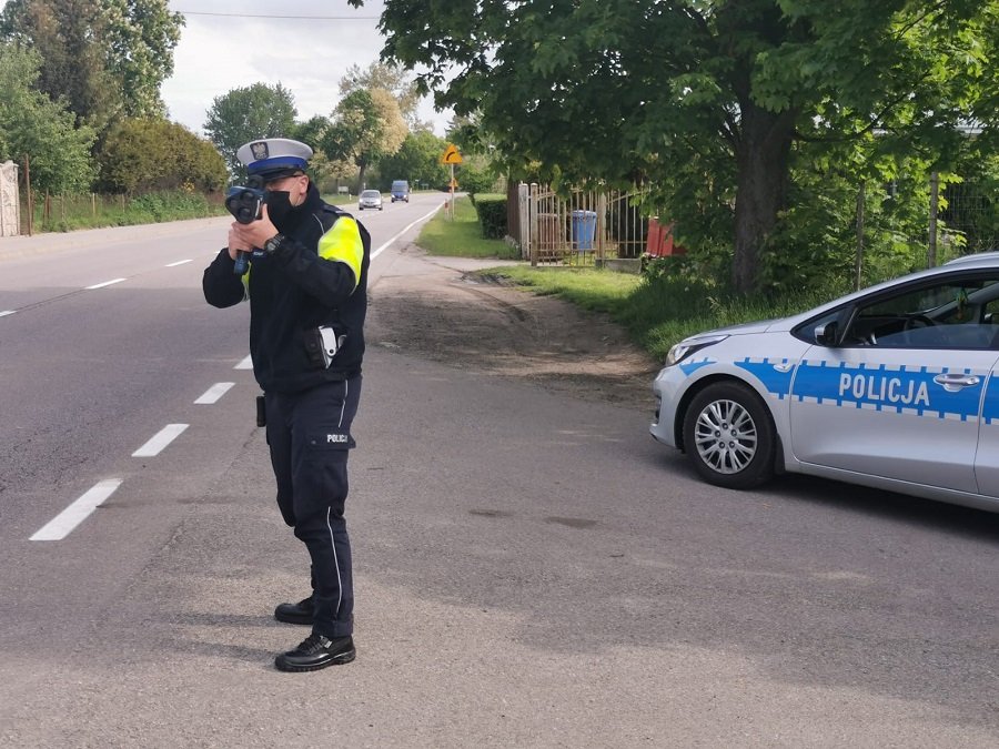27 mandatów i 5 zatrzymanych praw jazdy