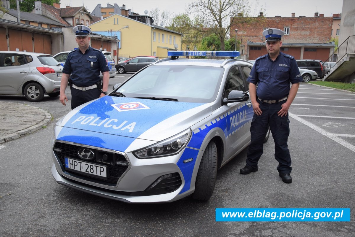 Policjanci wezwani do topiącego się mężczyzny