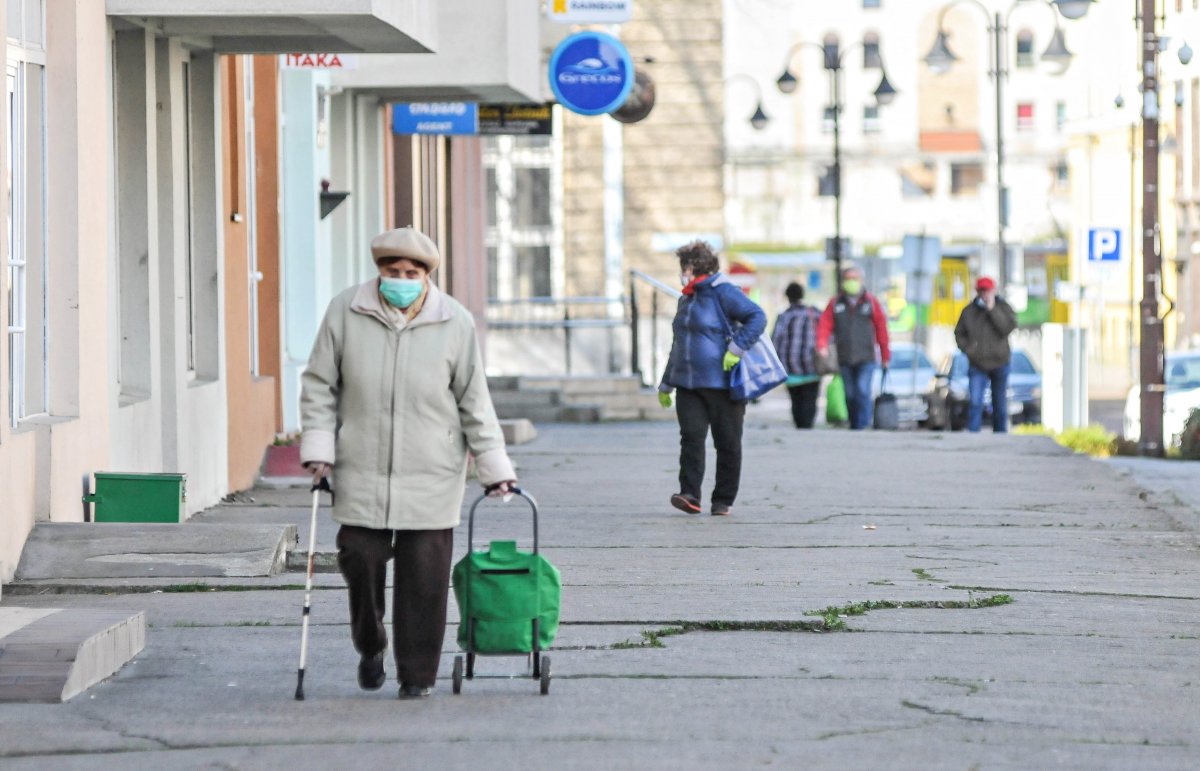 Od dziś trzeba zakrywać nos i usta