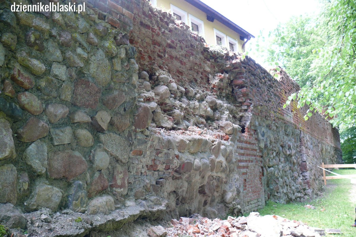 Pasłęckimi murami zajmie się firma z Gronowa Górnego