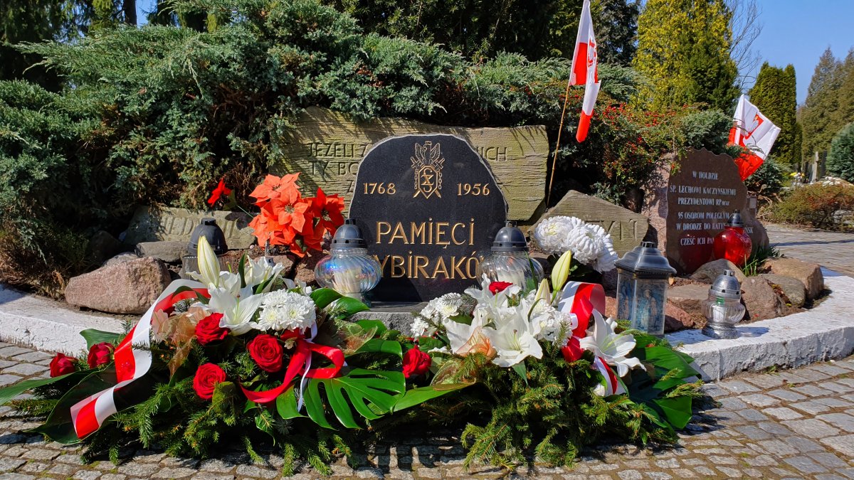 80. rocznica Mordu Katyńskiego. Elbląg pamięta [ZDJĘCIA]