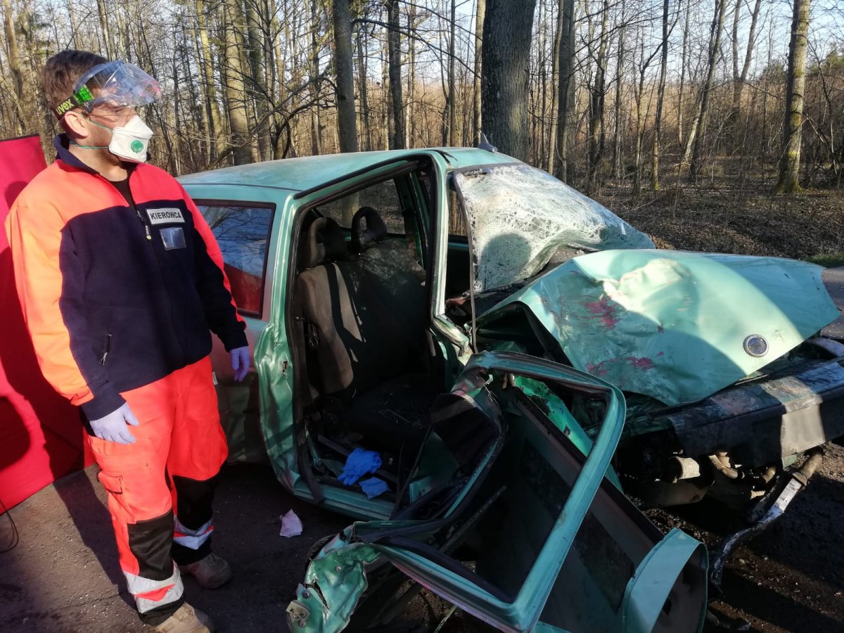 Tragiczny wypadek w powiecie braniewskim. Jedna osoba nie żyje 