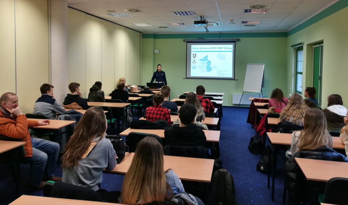  33 spotkania profilaktyczne i ponad 900 uczestników