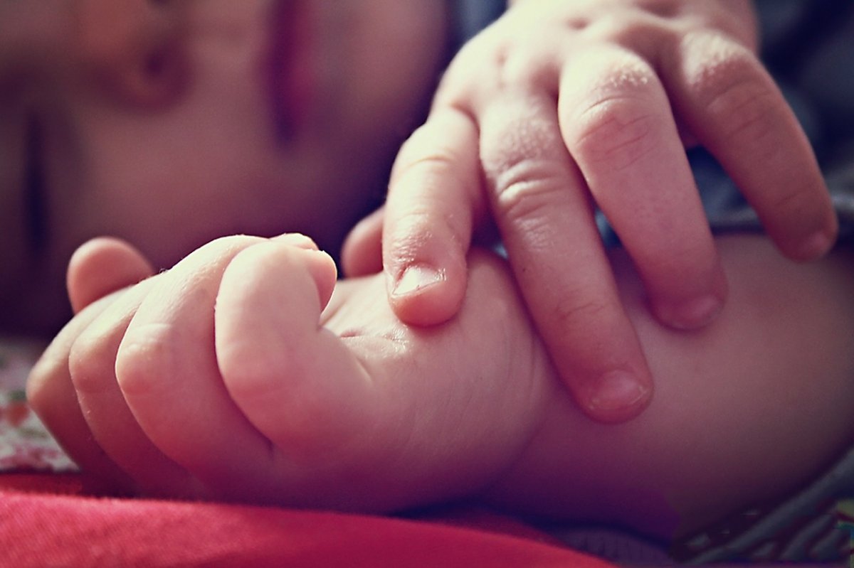 9-miesięczne dziecko w szpitalu. Matka podała mu narkotyki? 