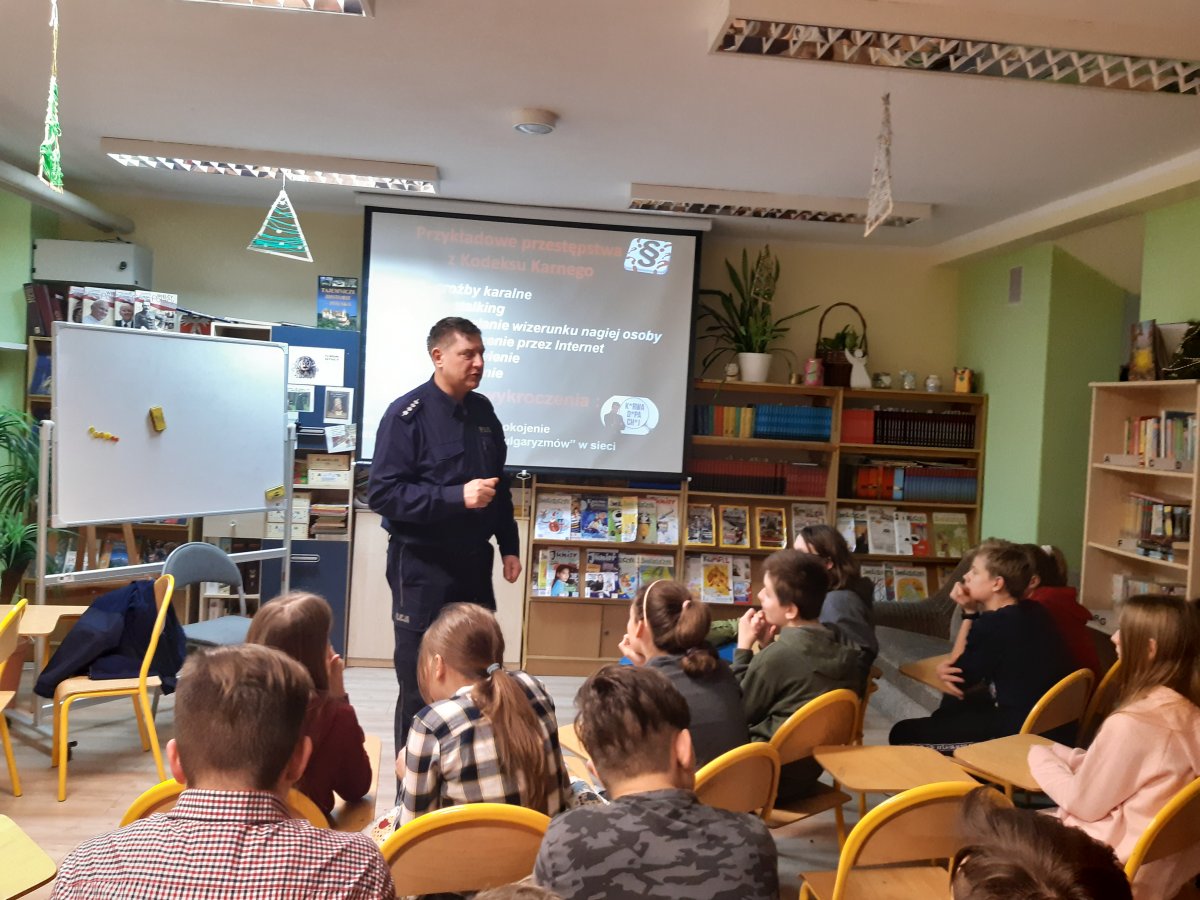 Przed feriami 2020 – policyjne spotkania z uczniami