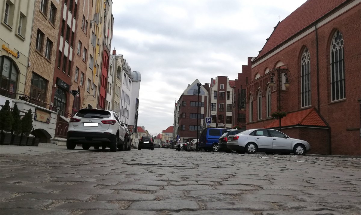 Czy kierowcy przestrzegają przepisów „strefy zamieszkania”?