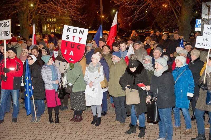 Marsz w obronie sędziów: Nie damy zniszczyć naszego kraju! [ZDJĘCIA]