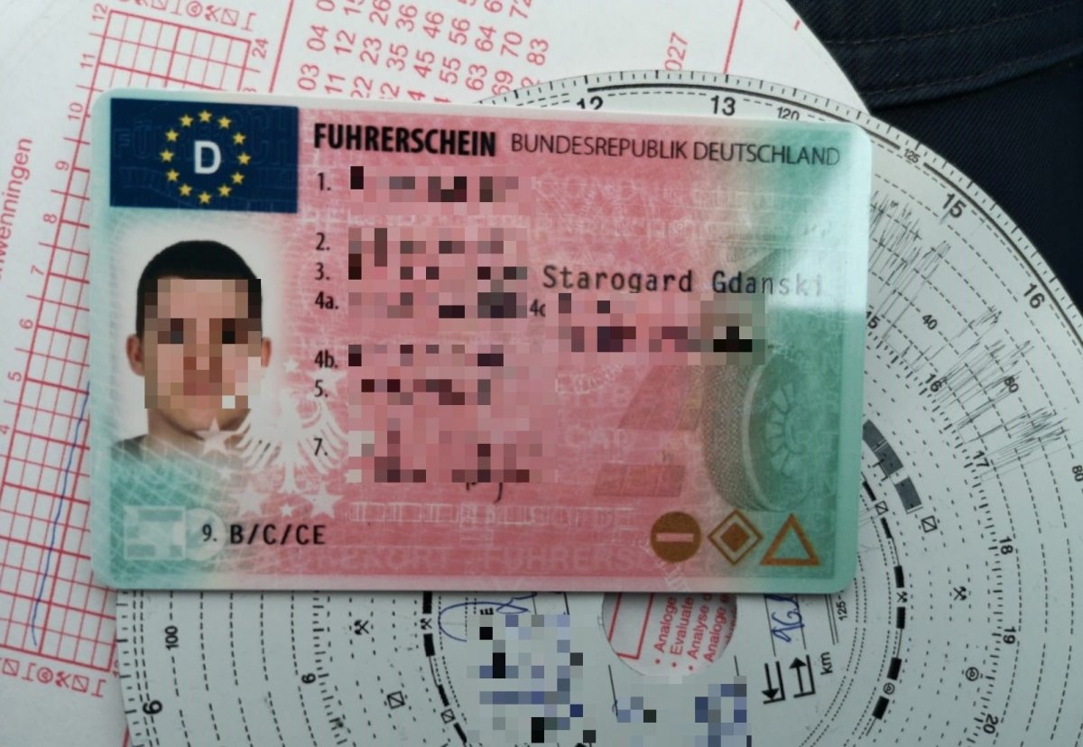 Pokazał policjantom fałszywe prawo jazdy