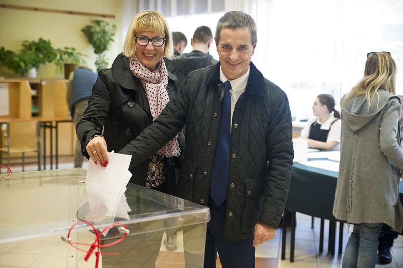 Senator Wcisła: nie sprzedam się PiSowi