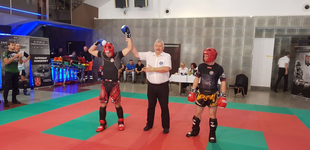 Strażak z Elbląga dwukrotnym mistrzem Polski w kickboxingu!!! [AKTUALIZACJA]
