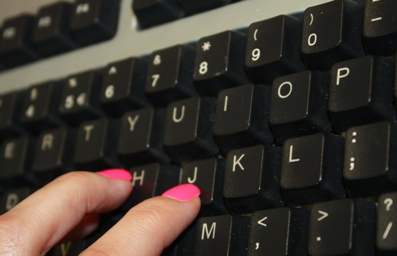 Jeden stracił pieniądze, inny konto internetowe

