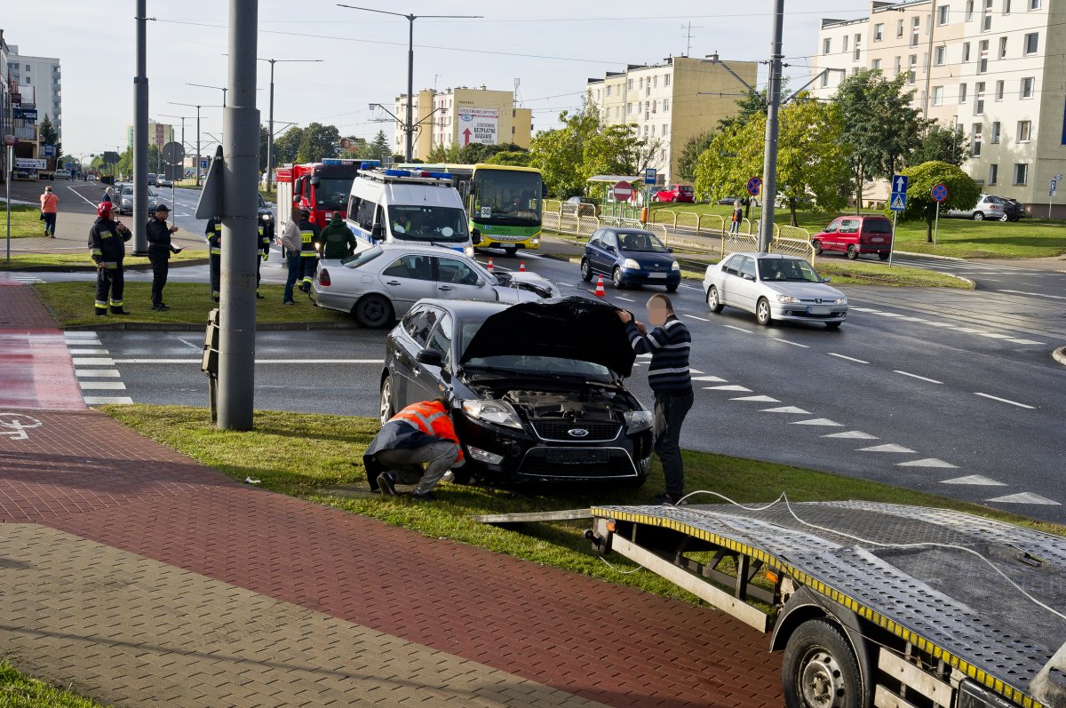 Nie ustąpił pierwszeństwa, doprowadził do zderzenia [ZDJĘCIA]