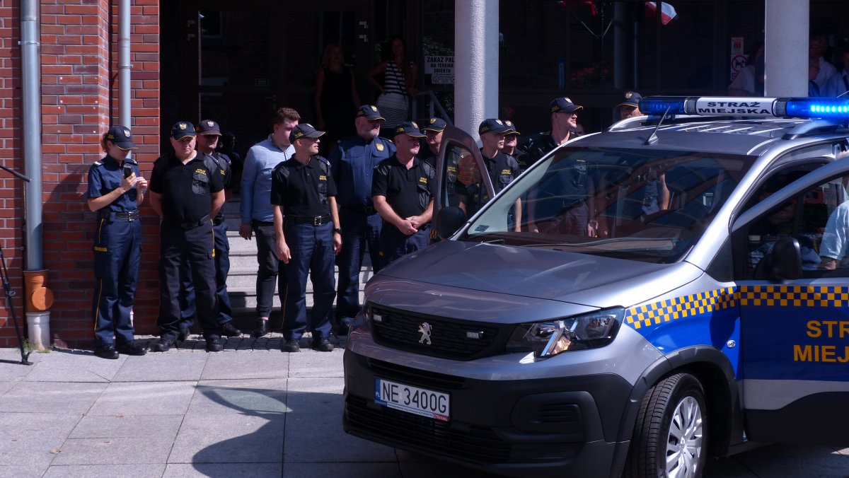 Strażnicy Miejscy ruszą do akcji nowym wozem
