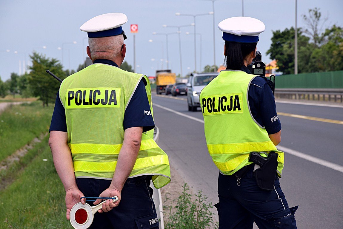 Policjanci nie odpoczywają w wakacje, mają pełne ręce roboty

