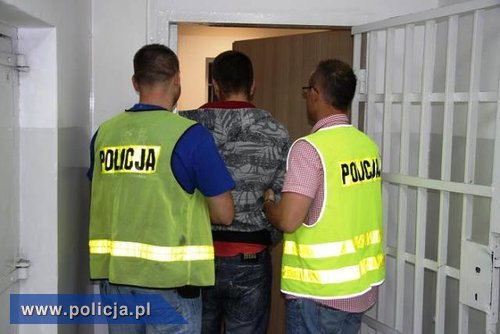 Z domu zaczęły znikać cenne przedmioty…

