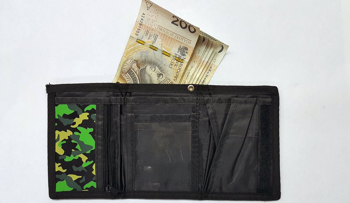 Na terenie Castoramy znaleziono portfel z pieniędzmi 