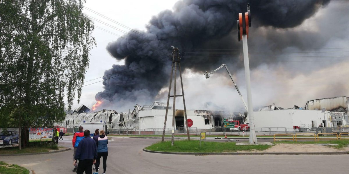 Strażacy walczyli z gigantycznym pożarem