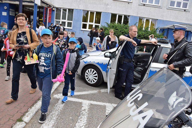 Elbląg: Promowali zawód policjanta na festiwalu nauki [Zdjęcia]