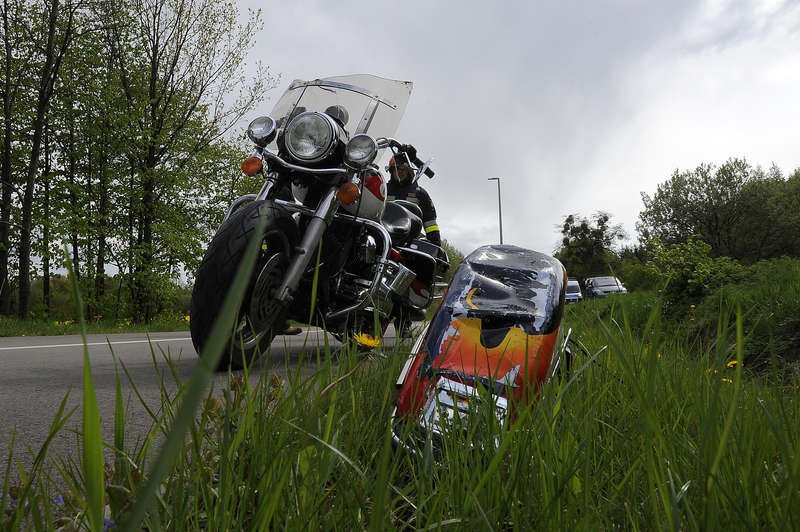Motocyklista i 9-latek trafili do szpitala