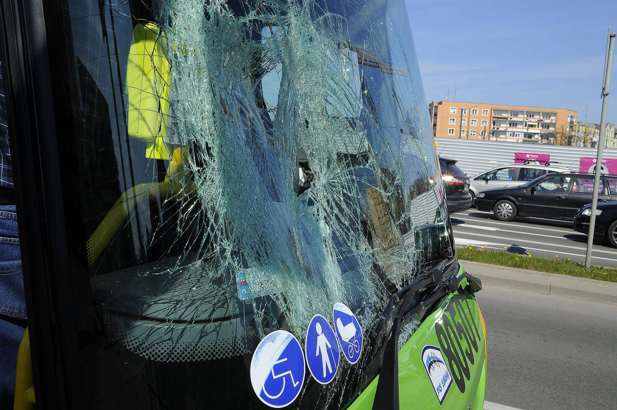 Autobus komunikacji miejskiej potrącił rowerzystę