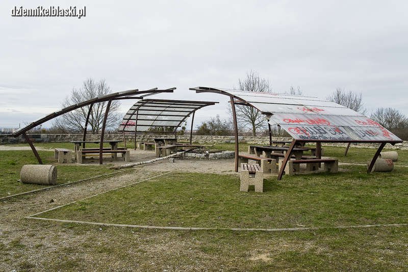 Gęsia Góra: cisza, spokój, spacery i… wandalizm [zdjęcia]