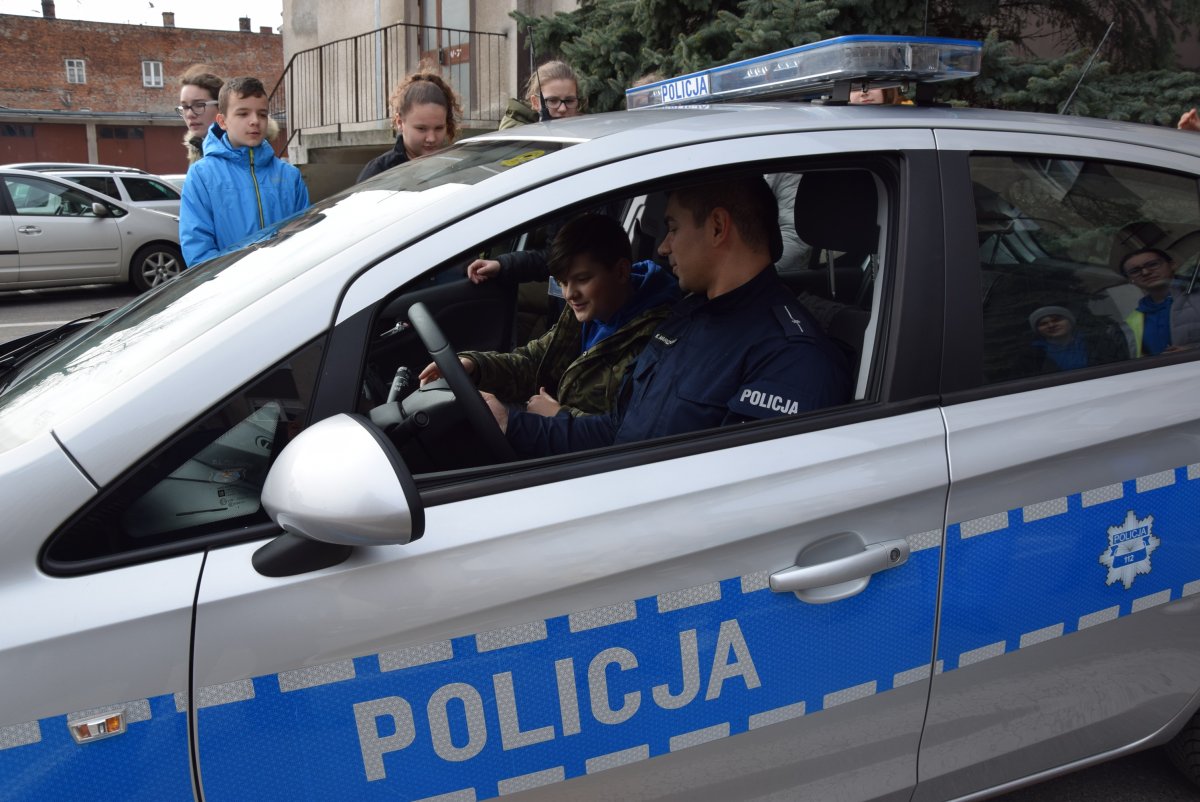 Dzień Wagarowicza - ponad setka dzieci trafiła na Policję
