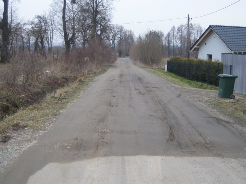Będzie nowa nawierzchnia asfaltowa do Kolonii Marianka