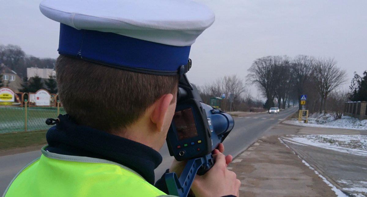 Policjanci zabrali im prawo jazdy. 