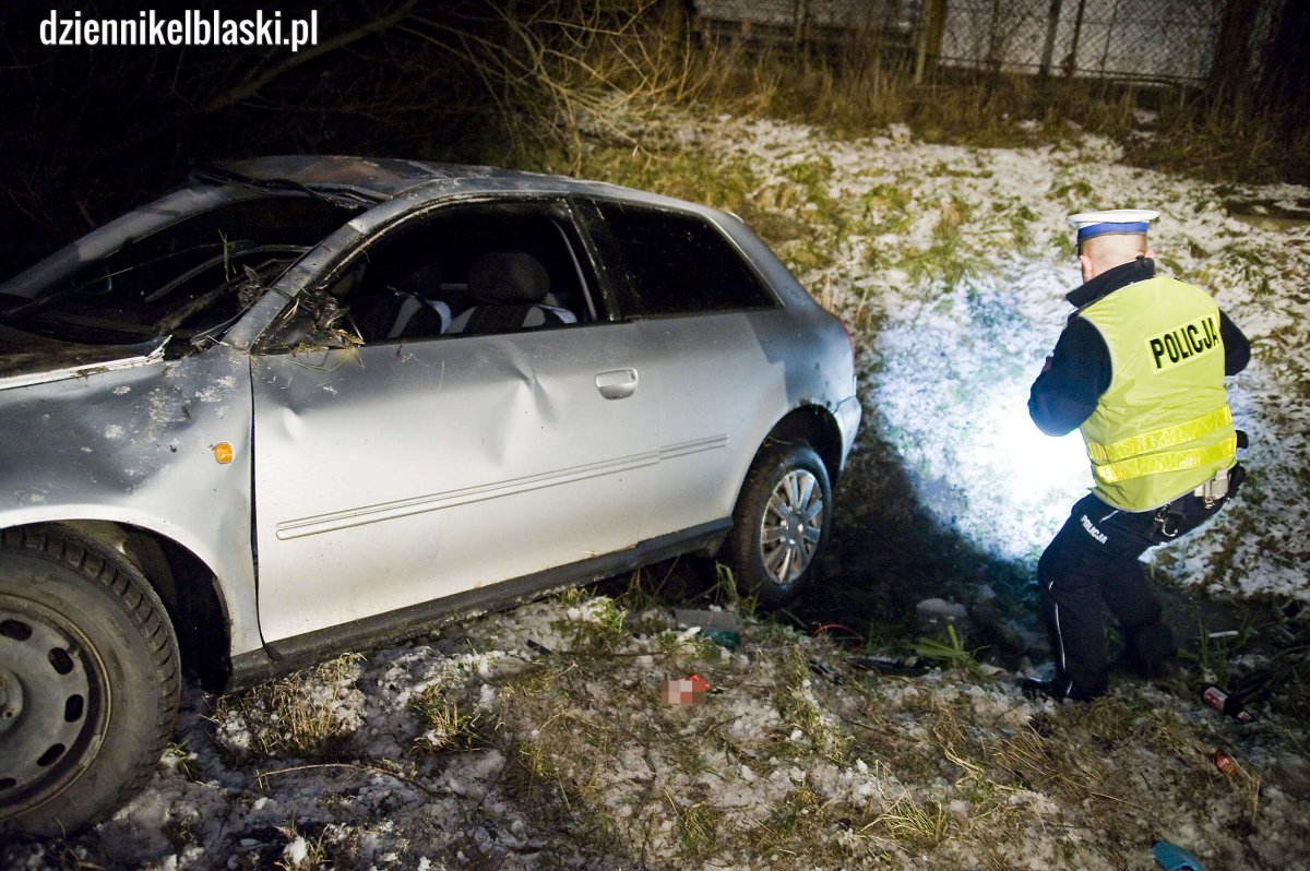 Audi dachowało na Radomskiej. Kierowca zniknął [zdjęcia]