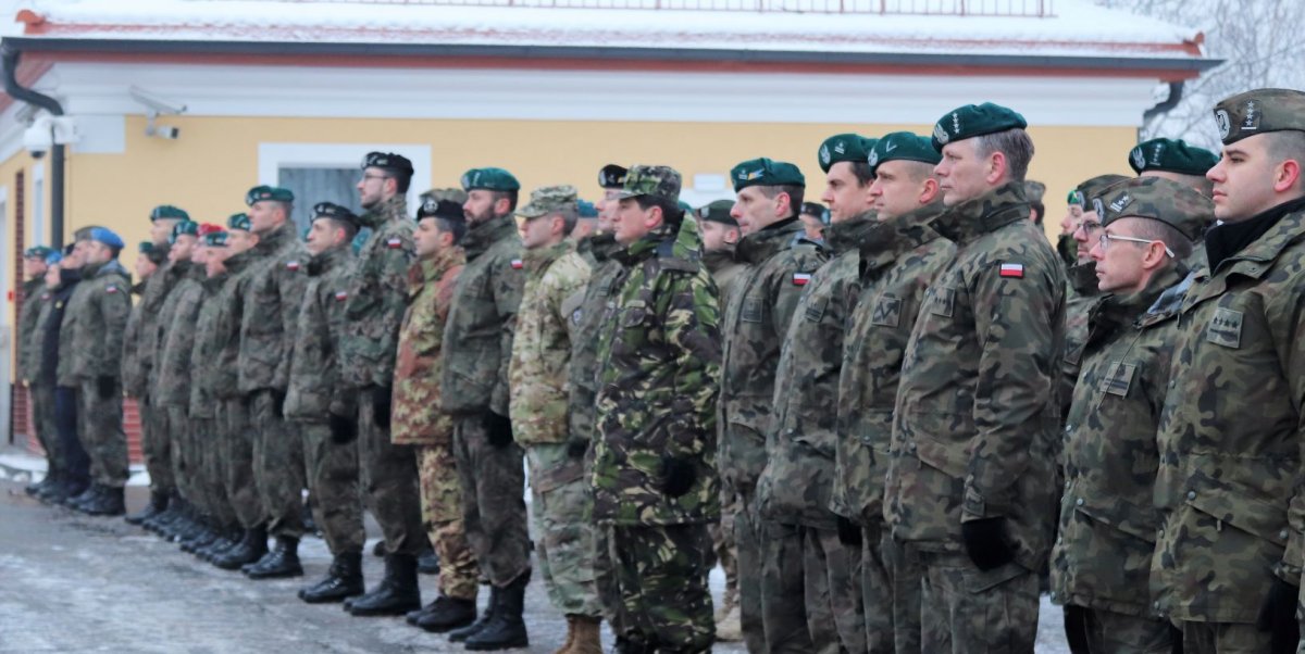 Flaga na maszt! Dowództwo Wielonarodowej Dywizji w nowej siedzibie