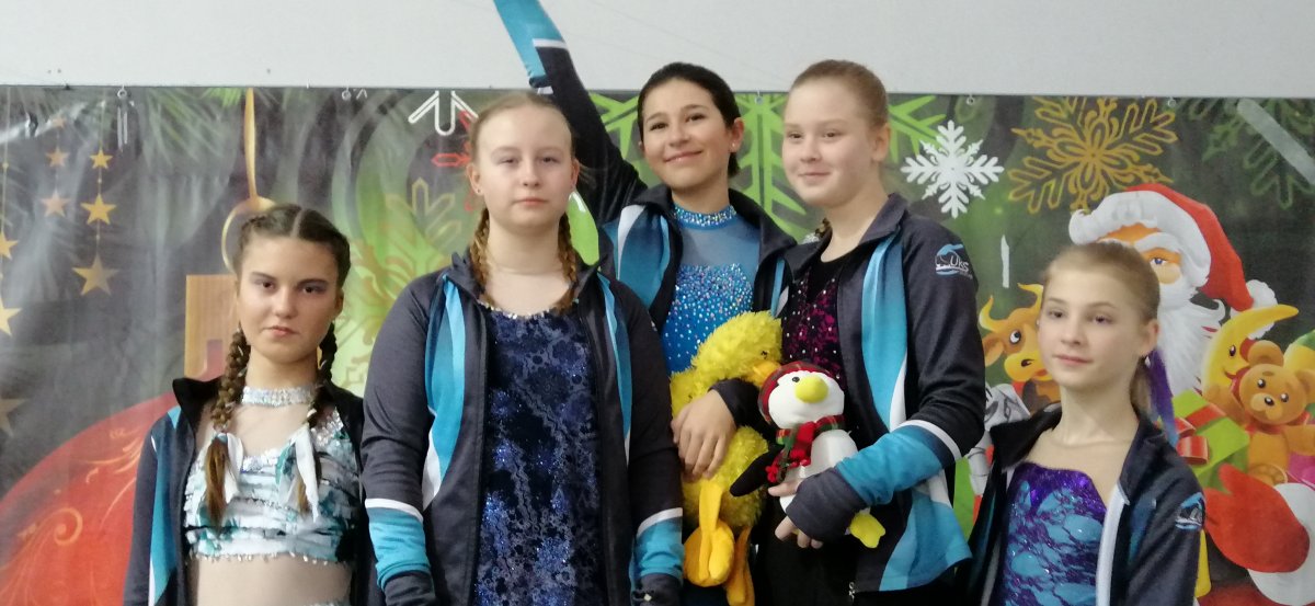 Łyżwiarze UKS Szóstka na turniejach w Łodzi