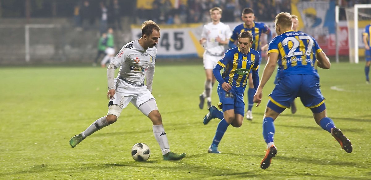Oderwać się od dna tabeli. Olimpia w sobotę gra z Pogonią