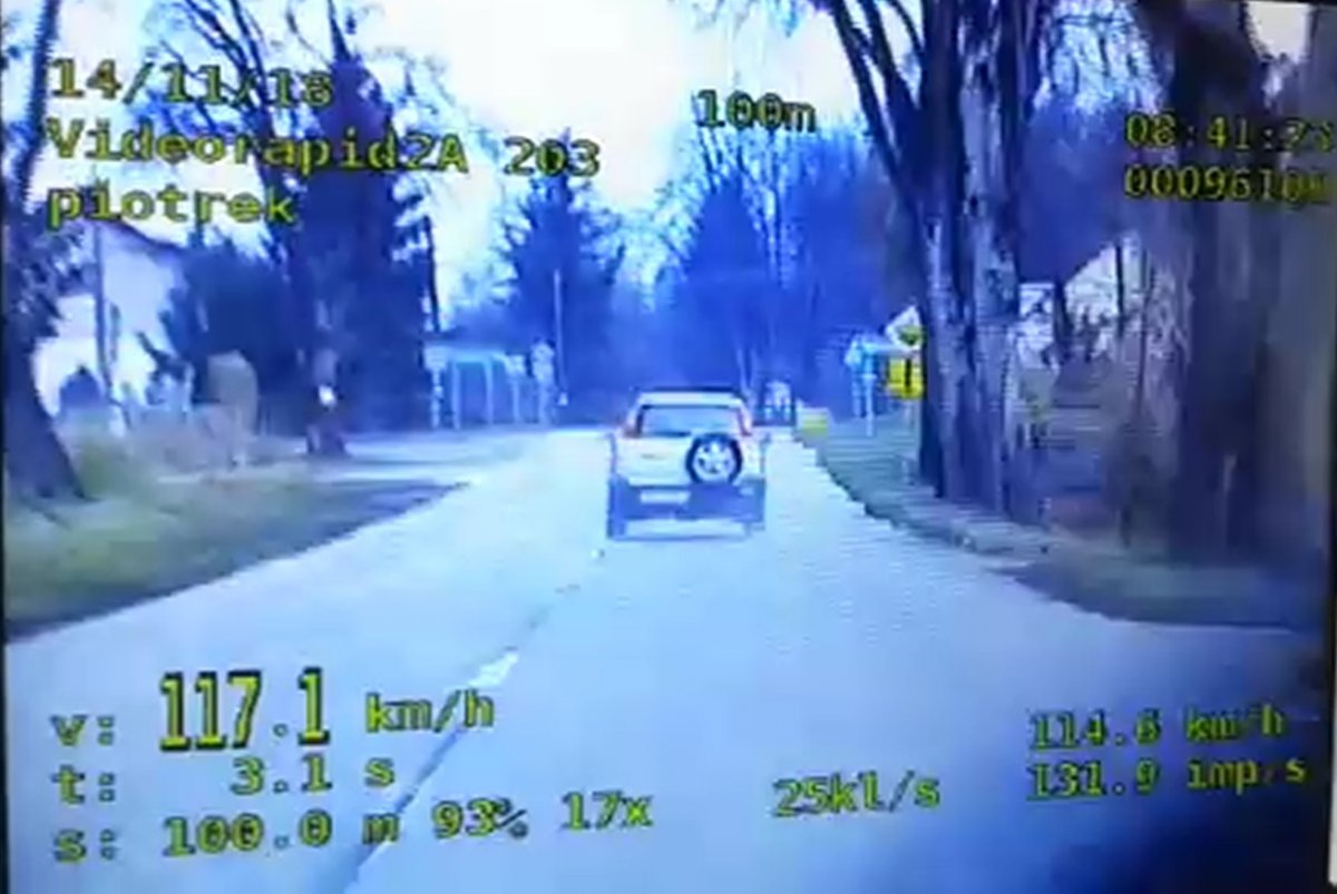 Za taką jazdę straciła prawo jazdy i srogo zapłaci. Zobacz film!