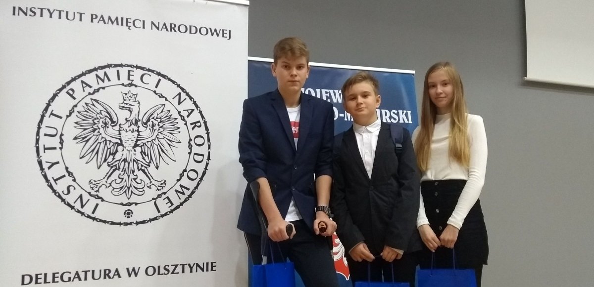 Uczniowie z Elbląga wyróżnieni przez wojewodę