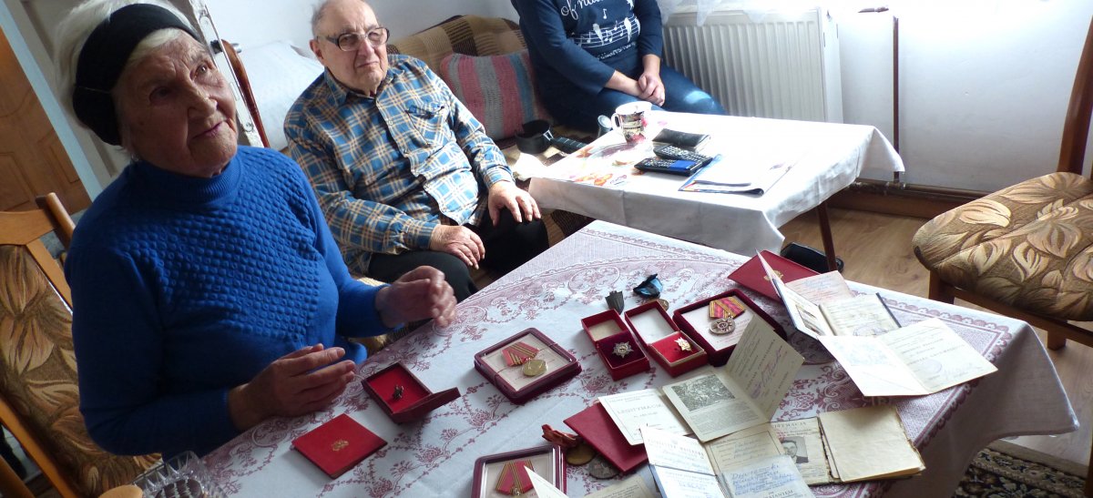 Miłość mocniejsza niż kamień. Są małżeństwem od 70 lat