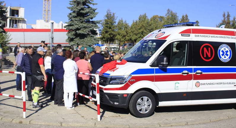 Karetka od WOŚP dla Elbląga [zdjęcia]