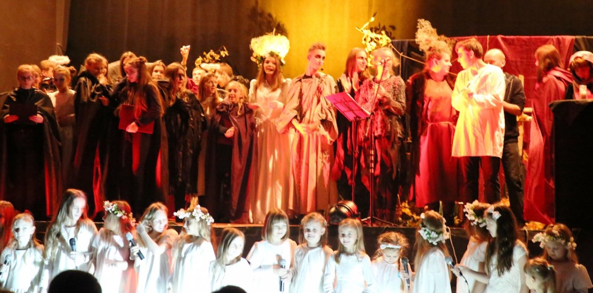 Pan Twardowski w Kościele w Rychlikach