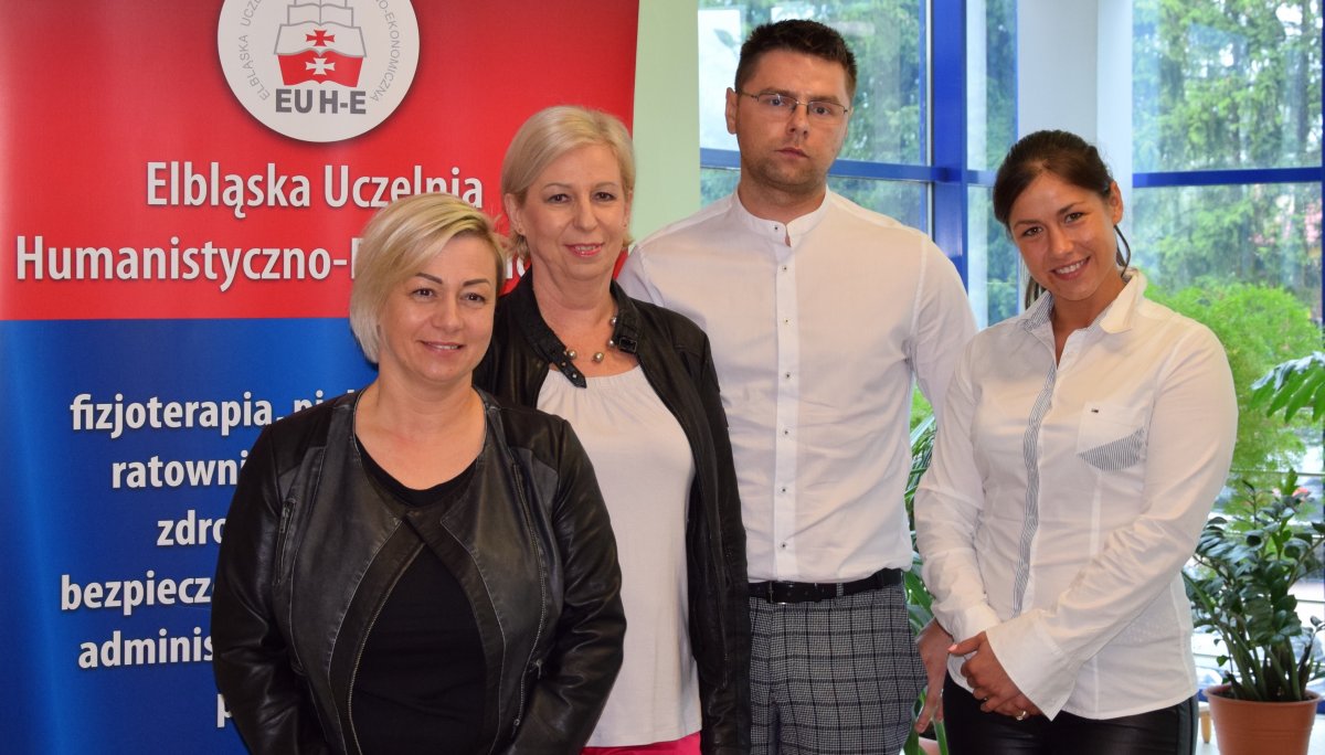 Na rynku pracy wygrywają solidnie wykształceni