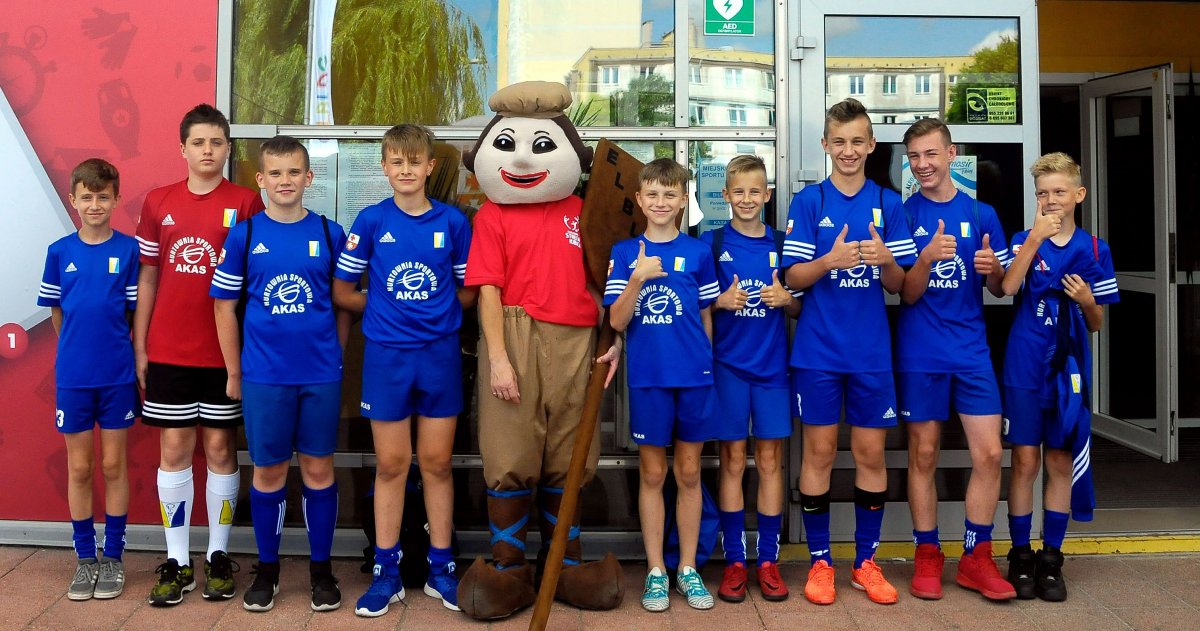 Ruszyła Elbląska Strefa Kibica [zdjęcia]